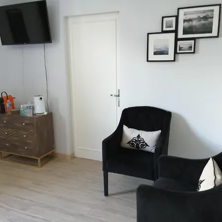 La Demeure D'alexandra Bed & Breakfast