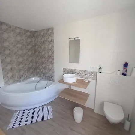 Bed & Breakfast La Demeure D'alexandra Cholet