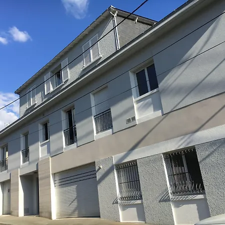 فندق مبيت وإفطار La Demeure D'alexandra 3*