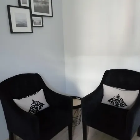 La Demeure D'alexandra Bed & Breakfast 3*