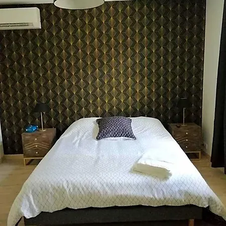 Bed & Breakfast La Demeure D'alexandra Cholet