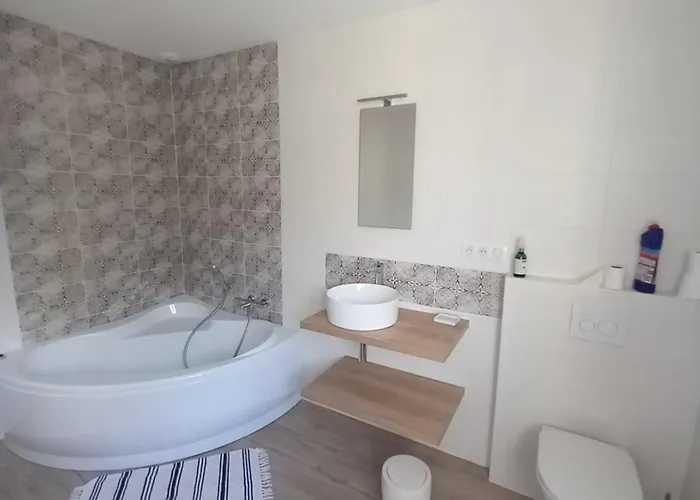 Bed & Breakfast La Demeure D'alexandra Cholet