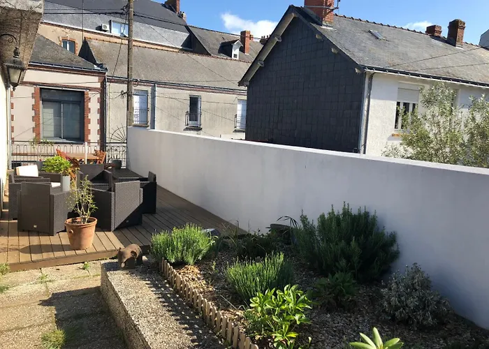 La Demeure D'alexandra Bed & Breakfast