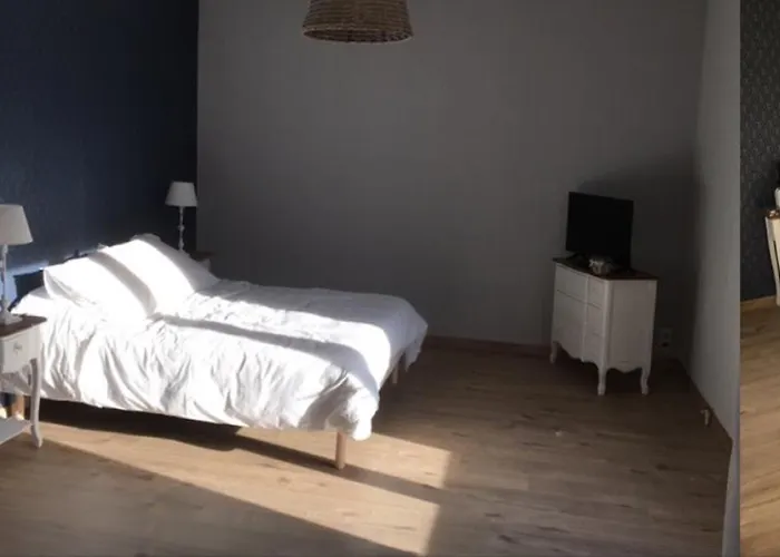 La Demeure D'alexandra Bed & Breakfast 3*