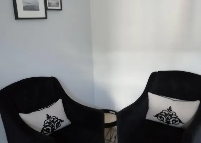 La Demeure D'alexandra Bed & Breakfast 3*