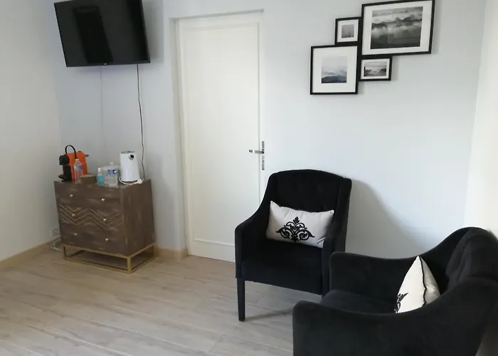 Bed & Breakfast La Demeure D'alexandra 3*